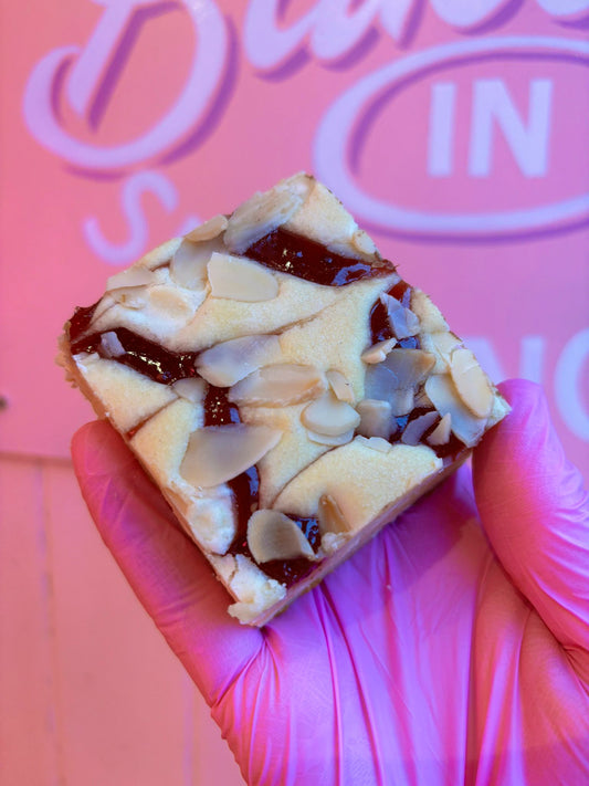 Raspberry&Almond Blondie